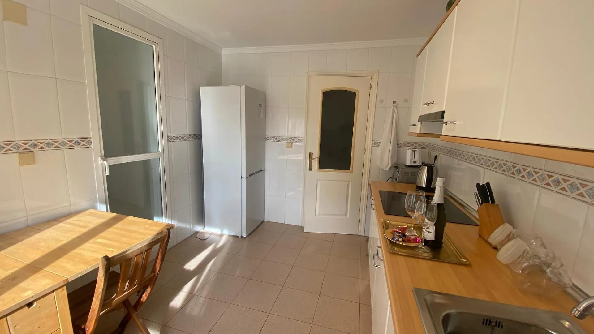 Apartamento Carihuela Plaza Del Remo Torremolinos 0*,  España